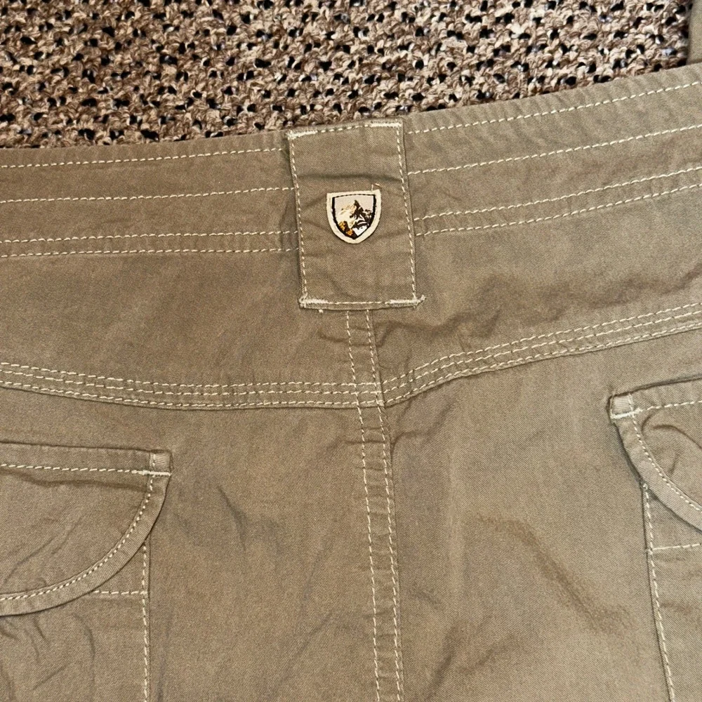 Kuhl Womens 16 Reg Cargo Pants Tan Khaki Roll Up Convertible Hiking Outdoor